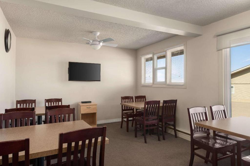 Thriftlodge Moose Jaw Dış mekan fotoğraf