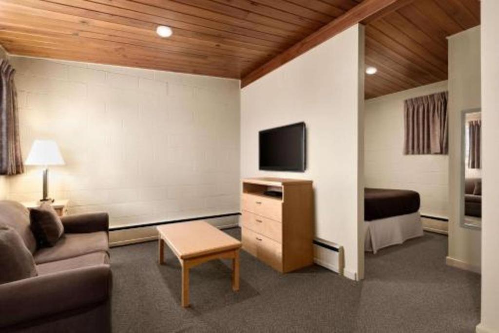 Thriftlodge Moose Jaw Dış mekan fotoğraf