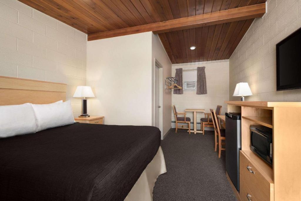 Thriftlodge Moose Jaw Dış mekan fotoğraf