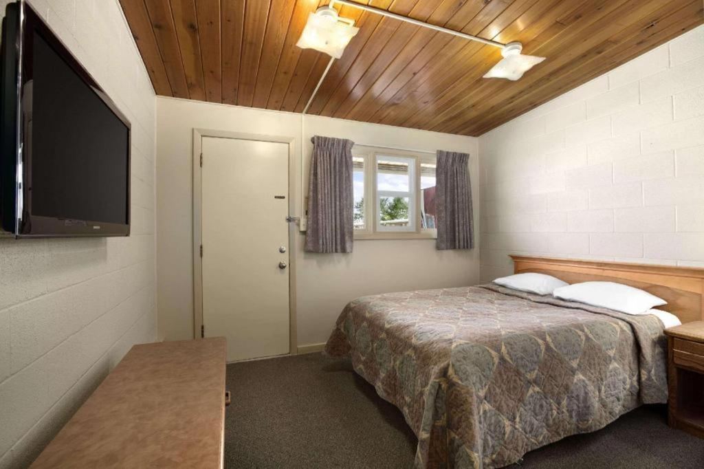 Thriftlodge Moose Jaw Dış mekan fotoğraf