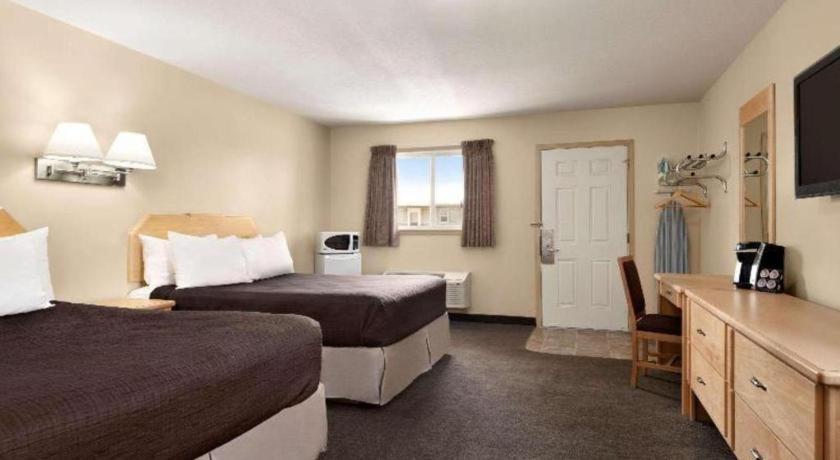 Thriftlodge Moose Jaw Dış mekan fotoğraf