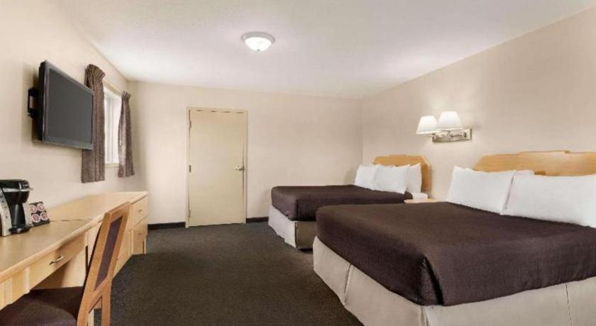 Thriftlodge Moose Jaw Dış mekan fotoğraf