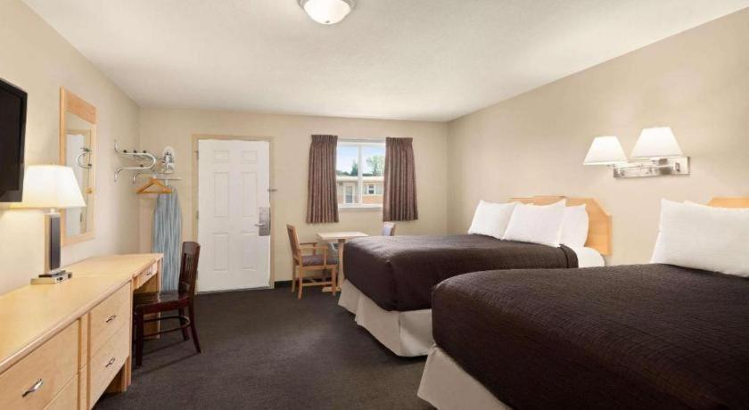 Thriftlodge Moose Jaw Dış mekan fotoğraf