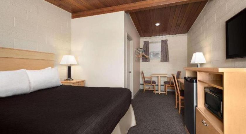 Thriftlodge Moose Jaw Dış mekan fotoğraf