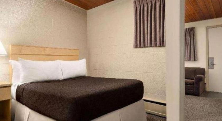 Thriftlodge Moose Jaw Dış mekan fotoğraf