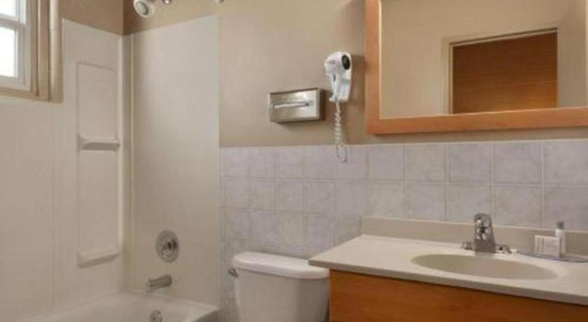 Thriftlodge Moose Jaw Dış mekan fotoğraf